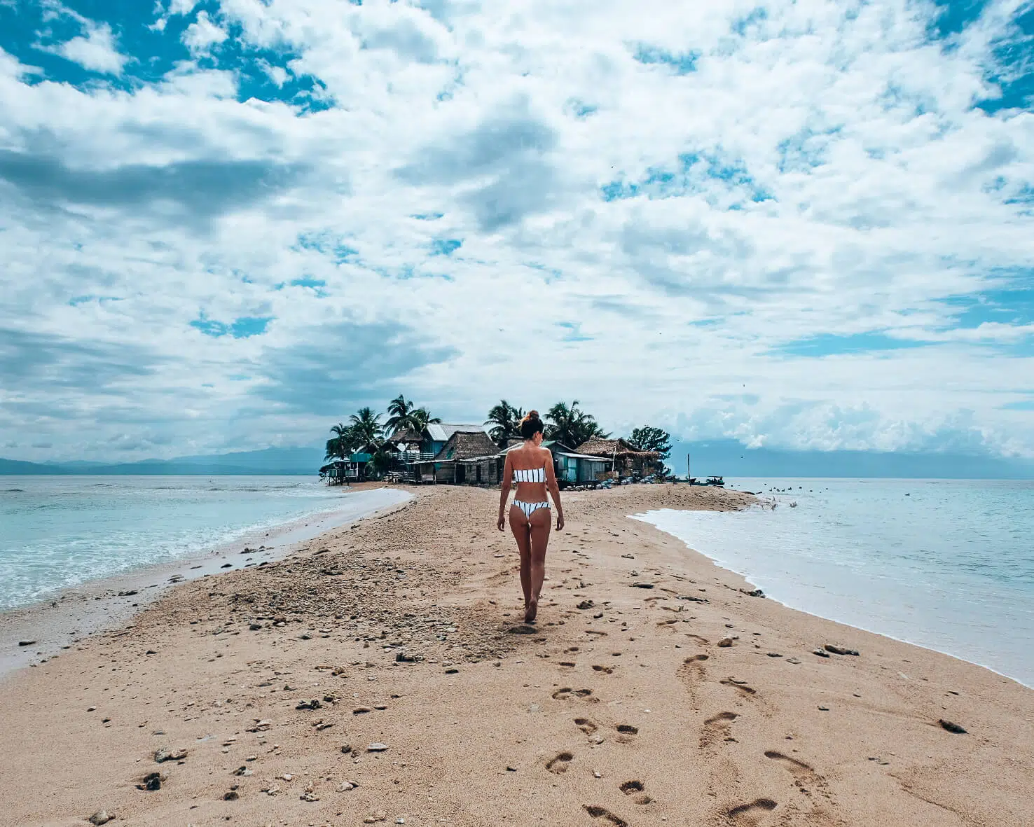 Walking in Chachahuate Cay, Cayos Cochinos, Honduras