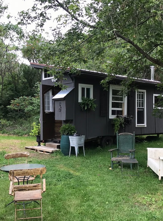 Unique cabin rental in the Adirondacks in Upstate NY