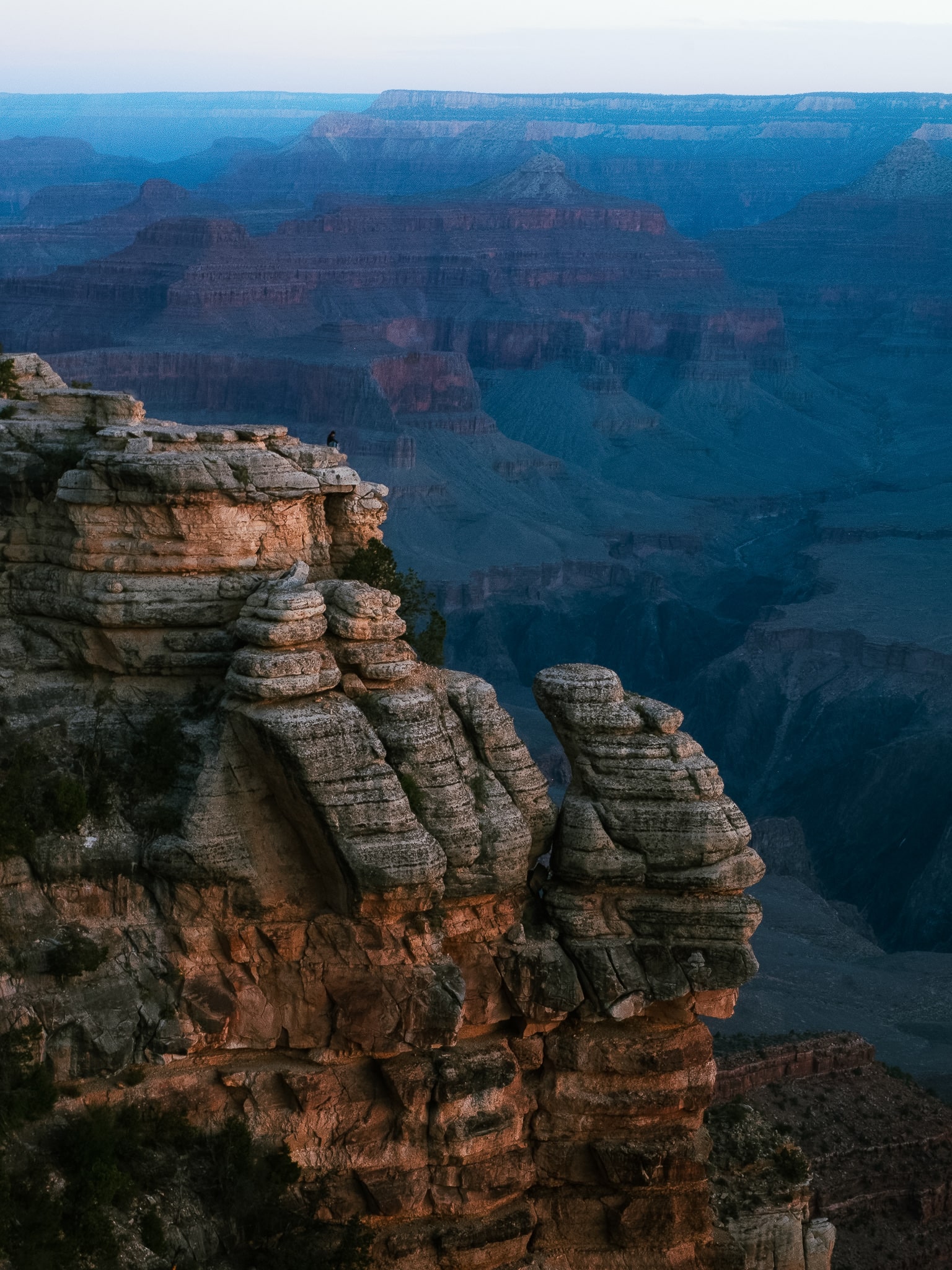 Mather Point at sunrise, Grand Canyon South Rim, Arizona