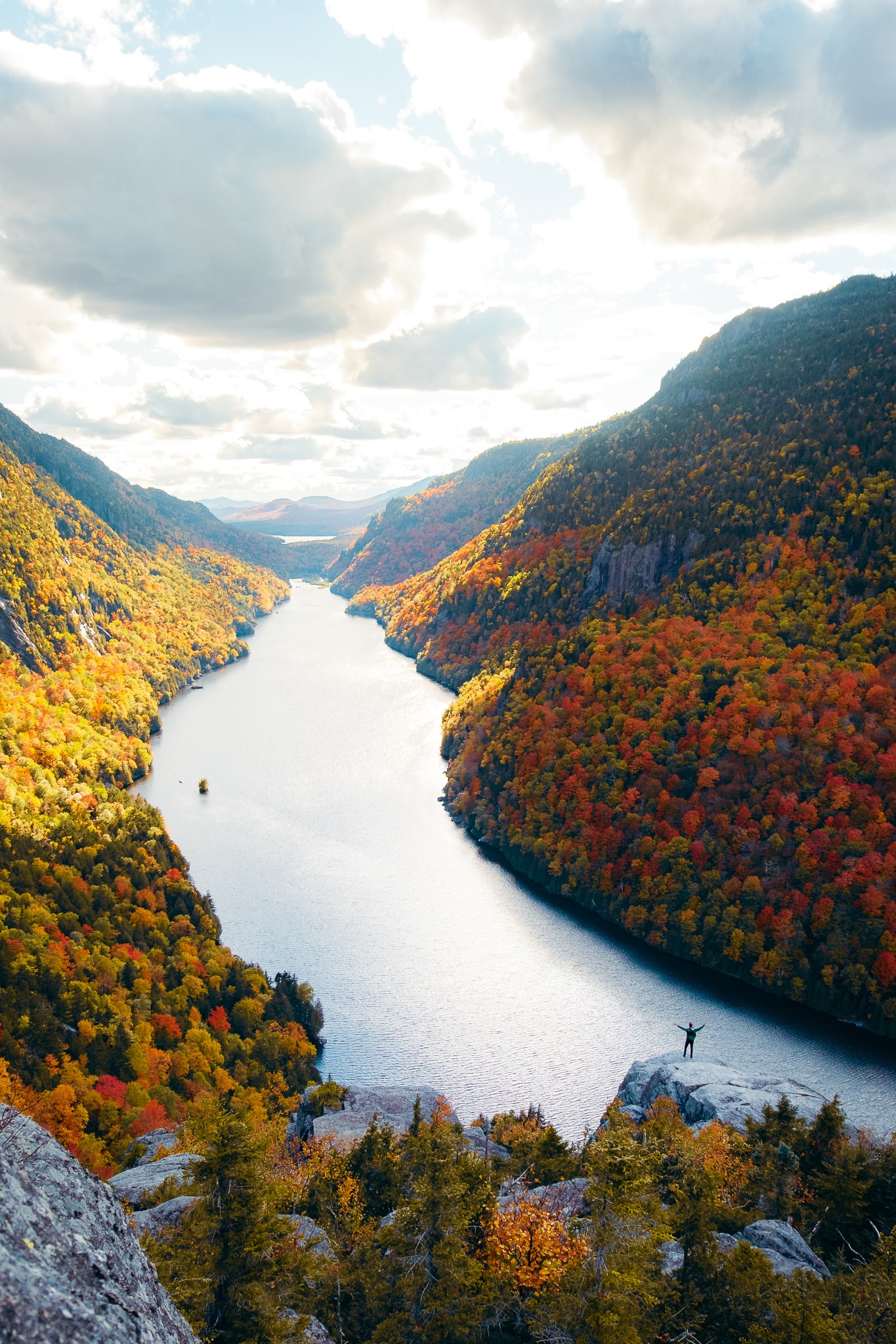 Farmers Almanac Lists Upstate NY Park As Best Spot To View Fall