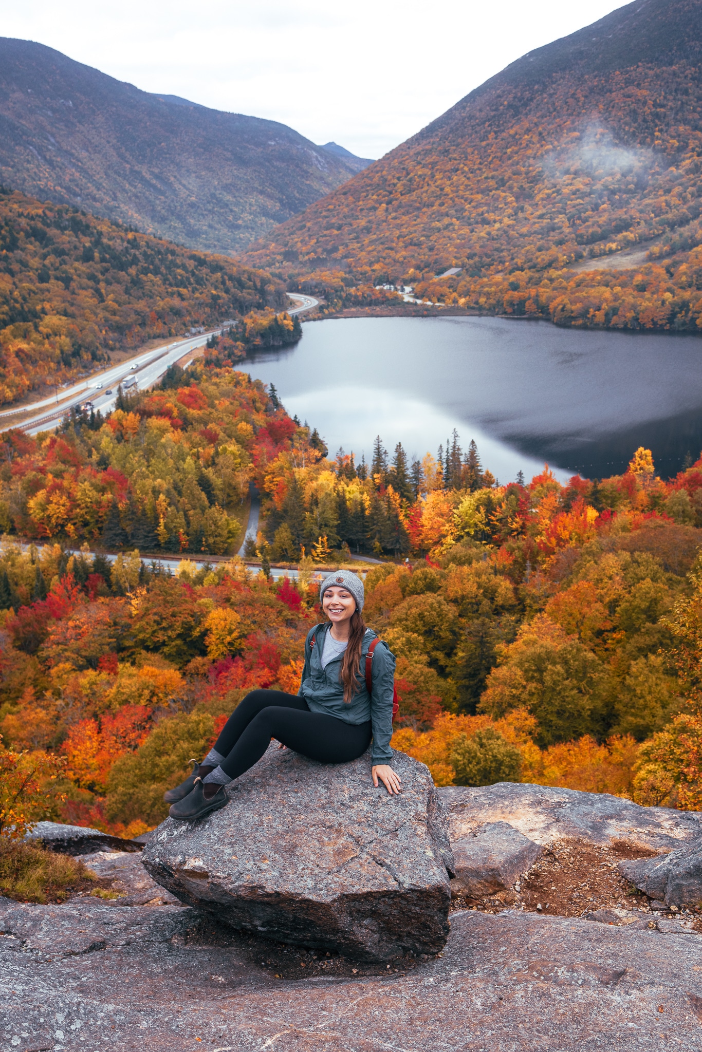 Hiking in New Hampshire in the fall